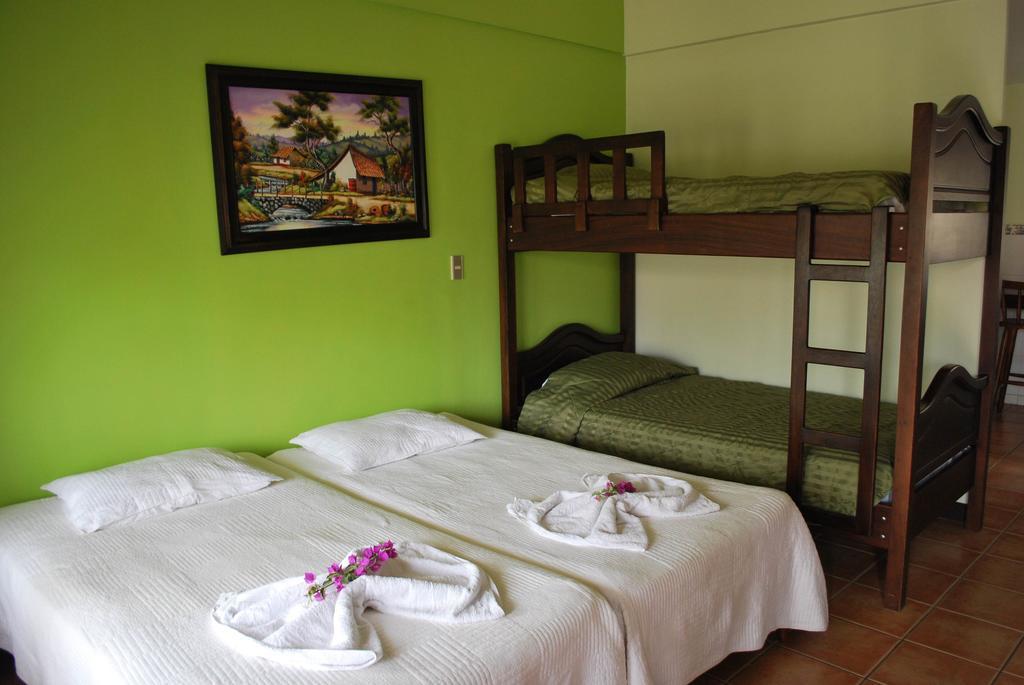 Dos Palmas Studio Apartments Río Segundo Zewnętrze zdjęcie